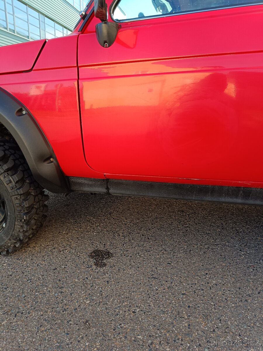 Lada Niva 4x4 Offroad úprava Webasto