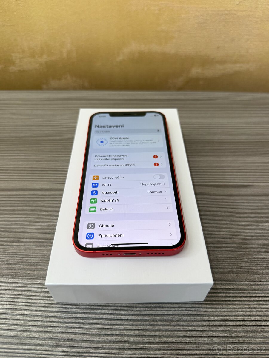 Apple iPhone 12 128GB červená, baterie 93% - 4