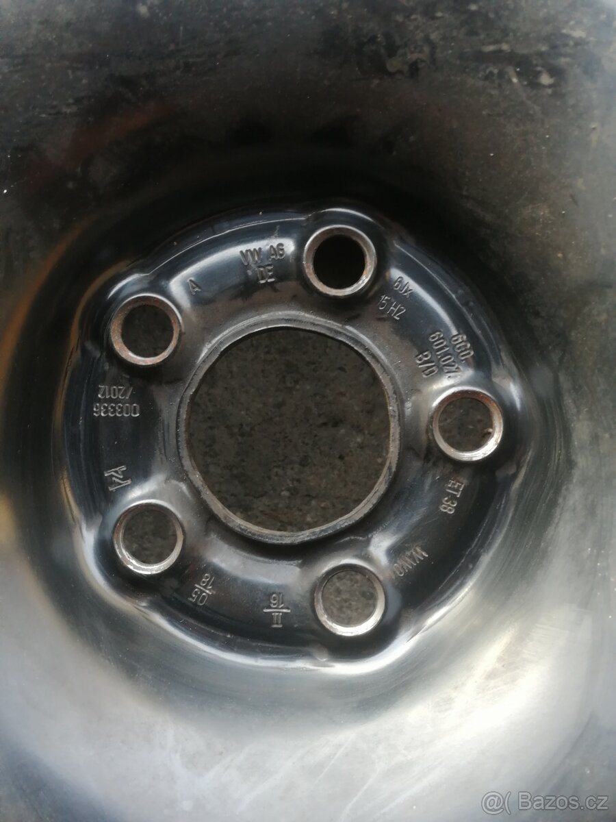 Prodám letní komplety disky+gumy na vůz Škoda Fabia III - 4