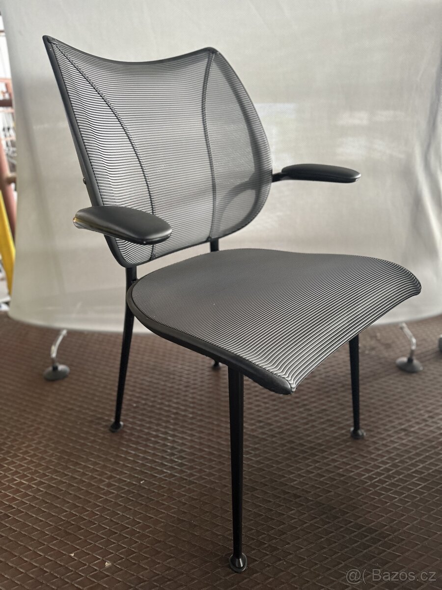 Konferenční židle Humanscale Liberty (60 ks k dispozici) - 4