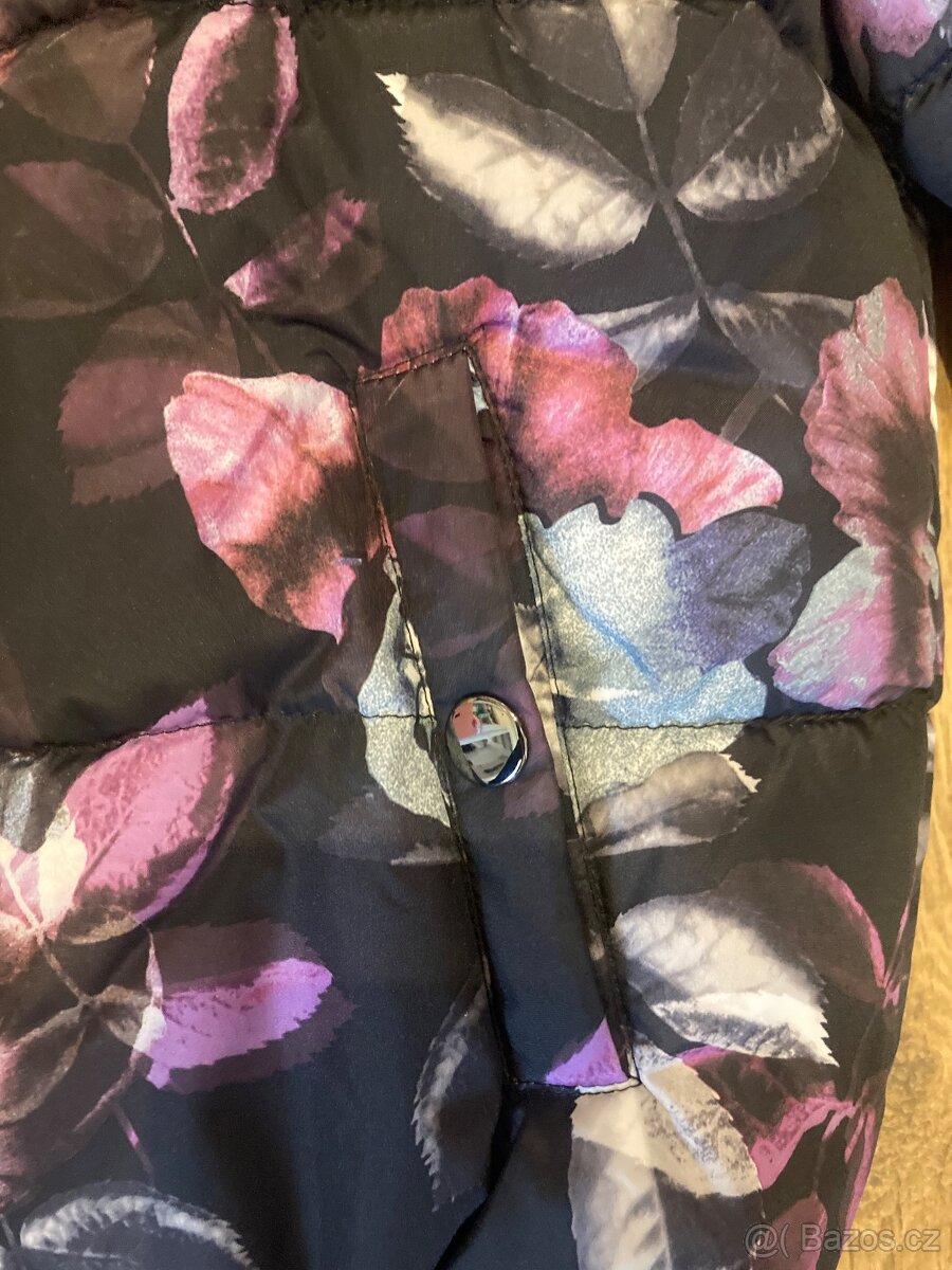 Krásná bunda vel. 134 C&A - 4