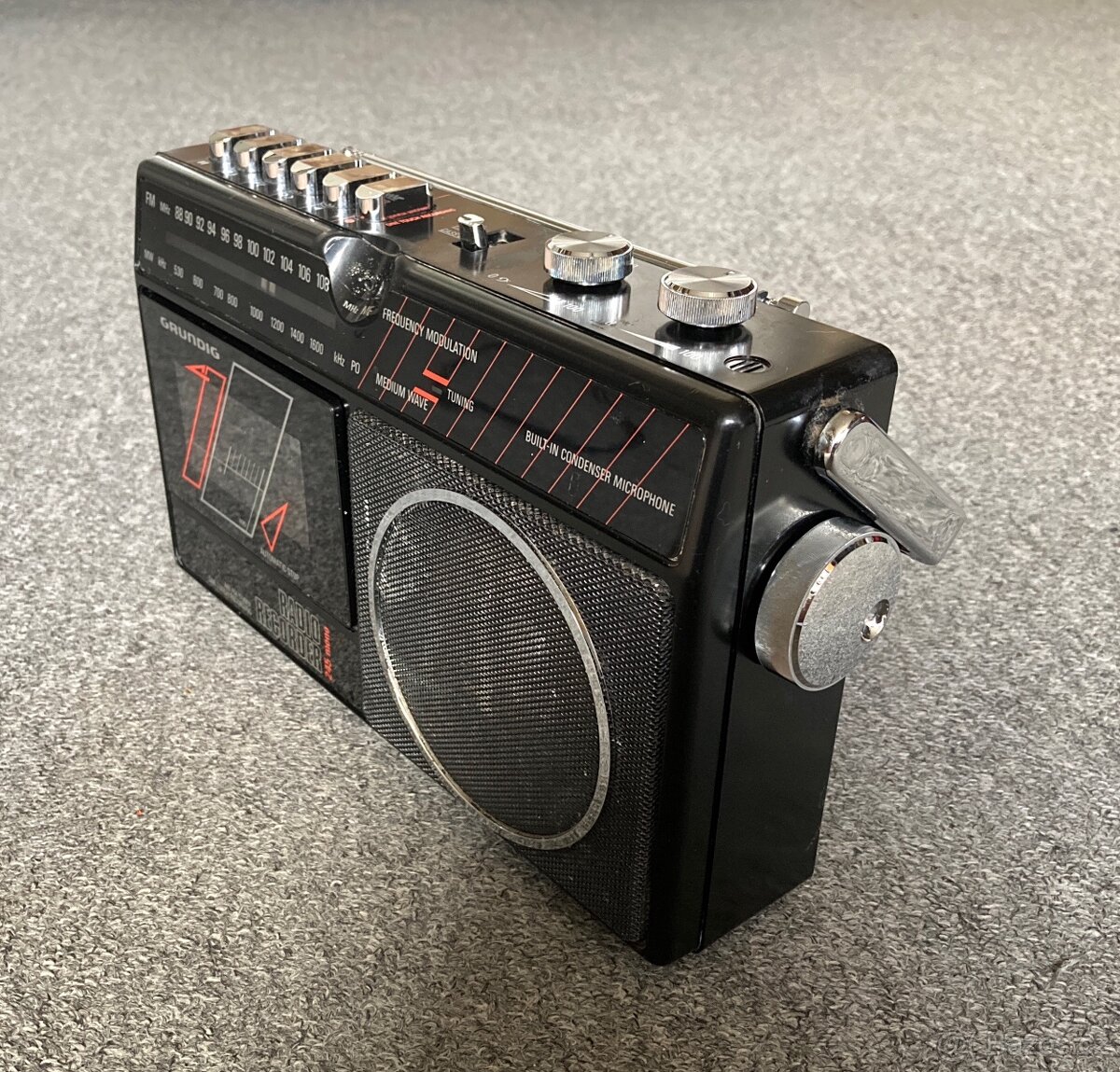 Radiomagnetofon GRUNDIG RR 245 - 4