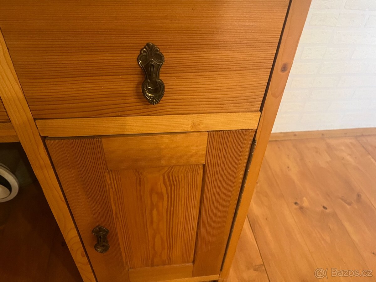 Dětský psací stolek, masiv - 4