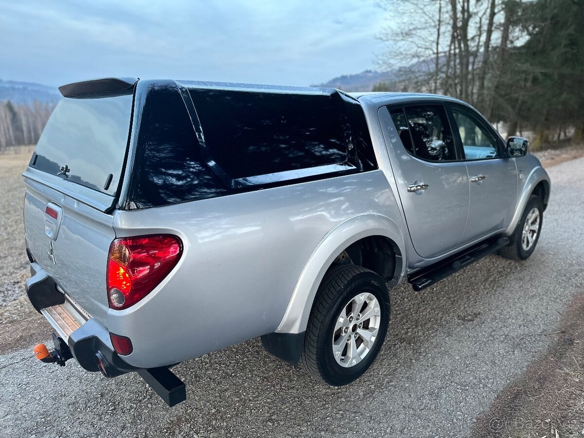 Mitsubishi L200 2.5 D-iD 131KW superselect