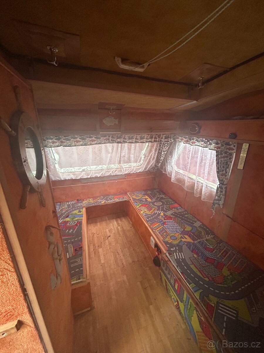 Karavan obytný do přírody na ryby + předstan - 4