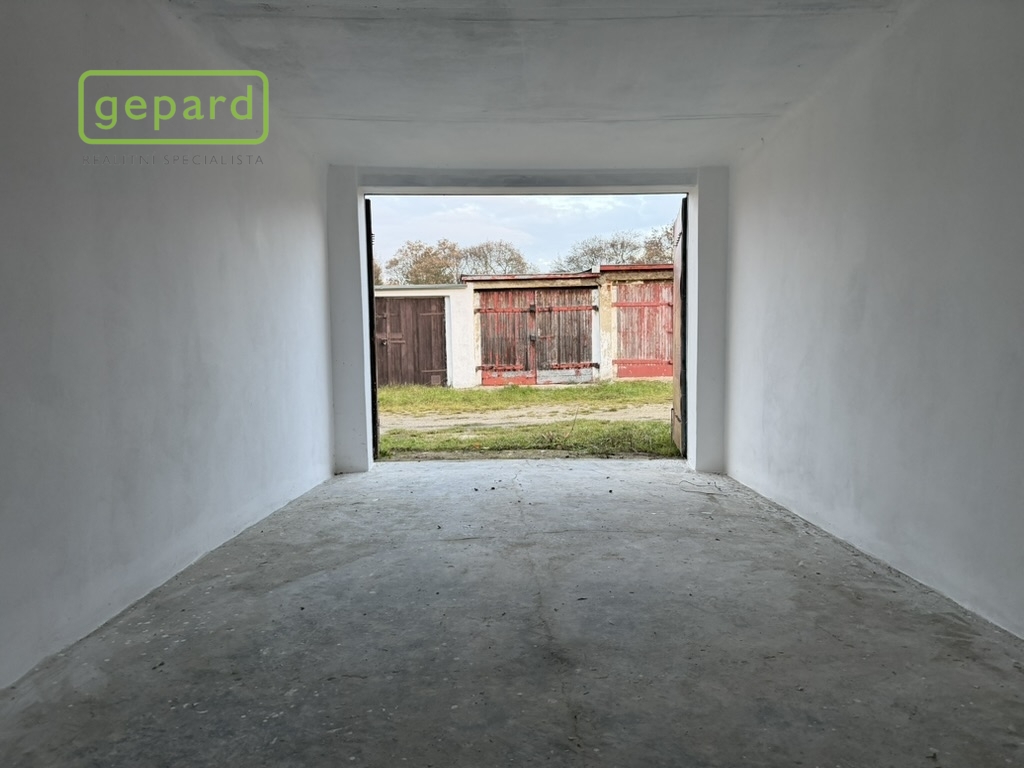 Garáž, Bratislavská ev. č. 110, Teplice - Řetenice - 4