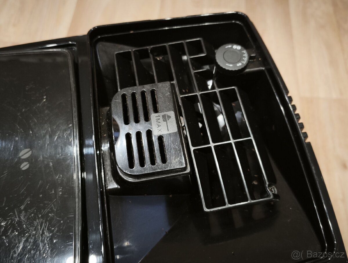 DeLonghi Espresso kávovar MagnificaS ECAM 22.110B - 4