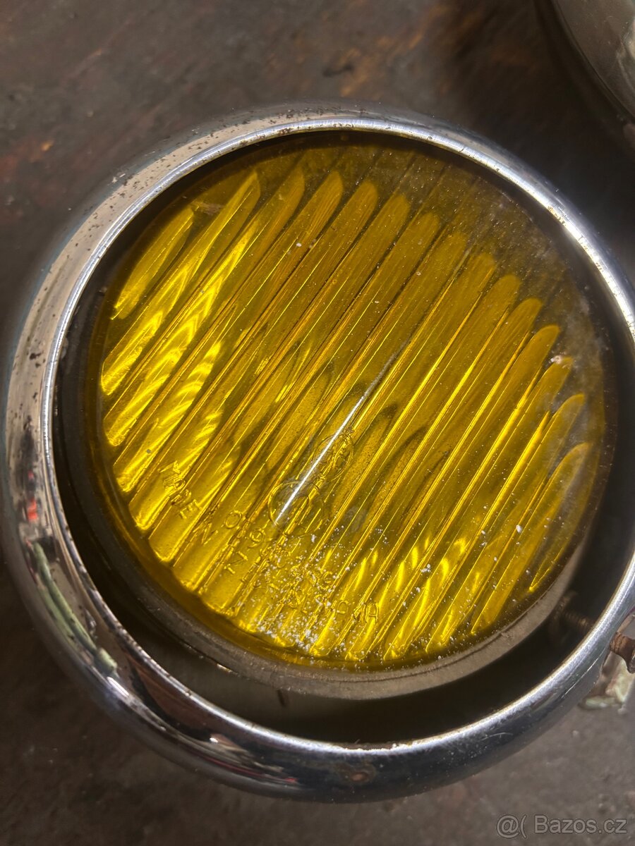 AUTO - VETERÁN SVĚTLA - - 4