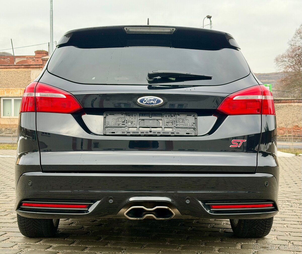 FORD FOCUS ST 250 KOMBI 184 kW - 4