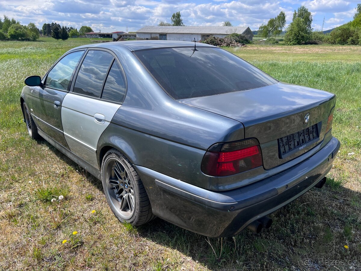 BMW E39 M5 - 4