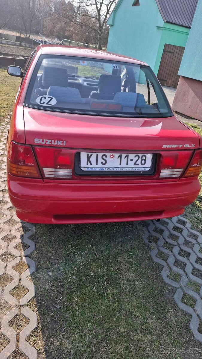 SUZUKI SWIFT SEDAN - 4