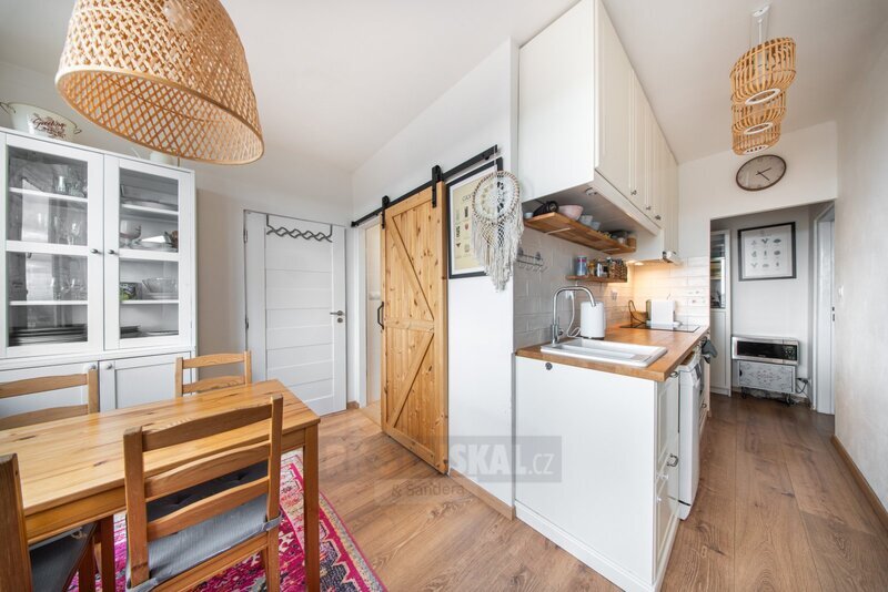 Pronájem bytu 3+1 66 m² - 4