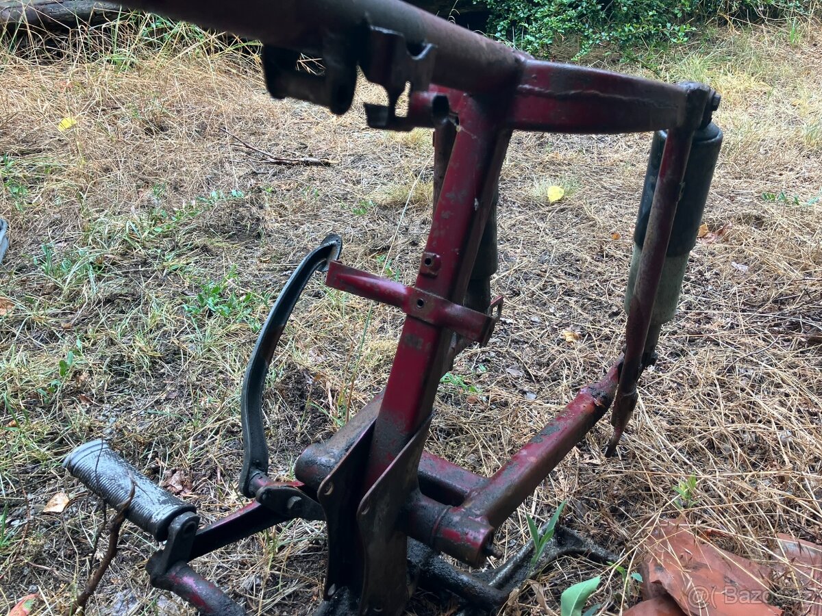 Čz 250/455 rám včetně štítku - 4