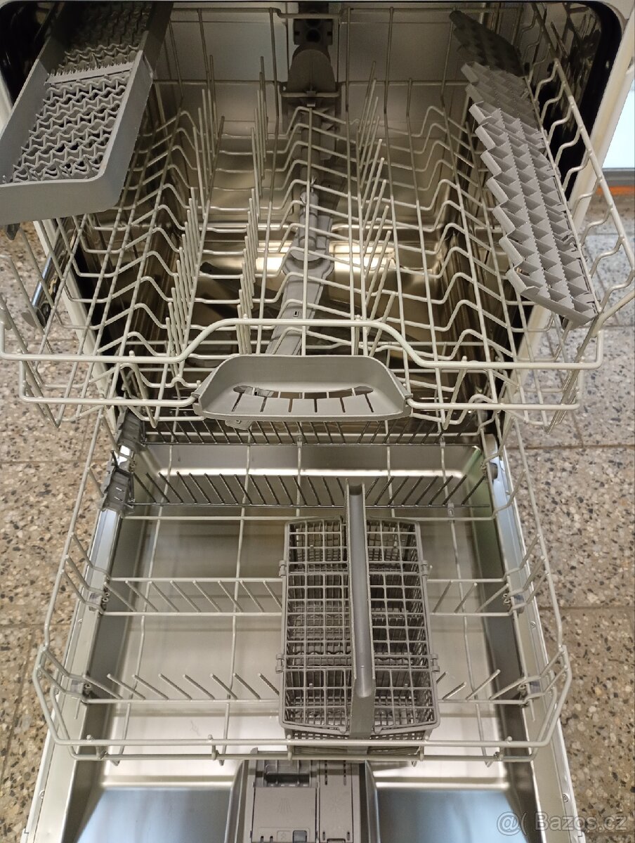 Myčka nádobí Siemens podstavná (01) - 4