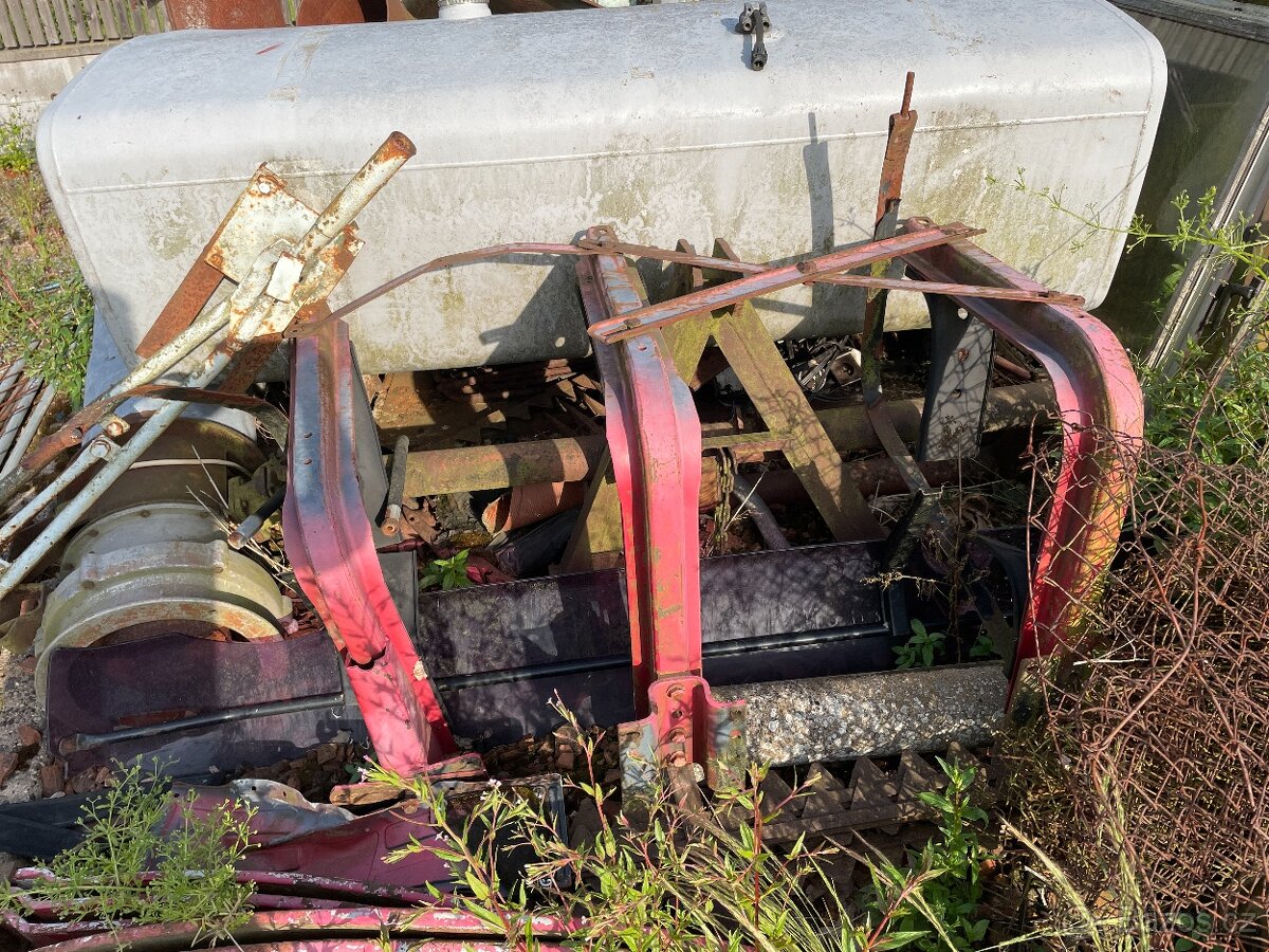 Prodám hliníkovou nádrž na naftu 800L z MAN F2000 vč.držáků - 4