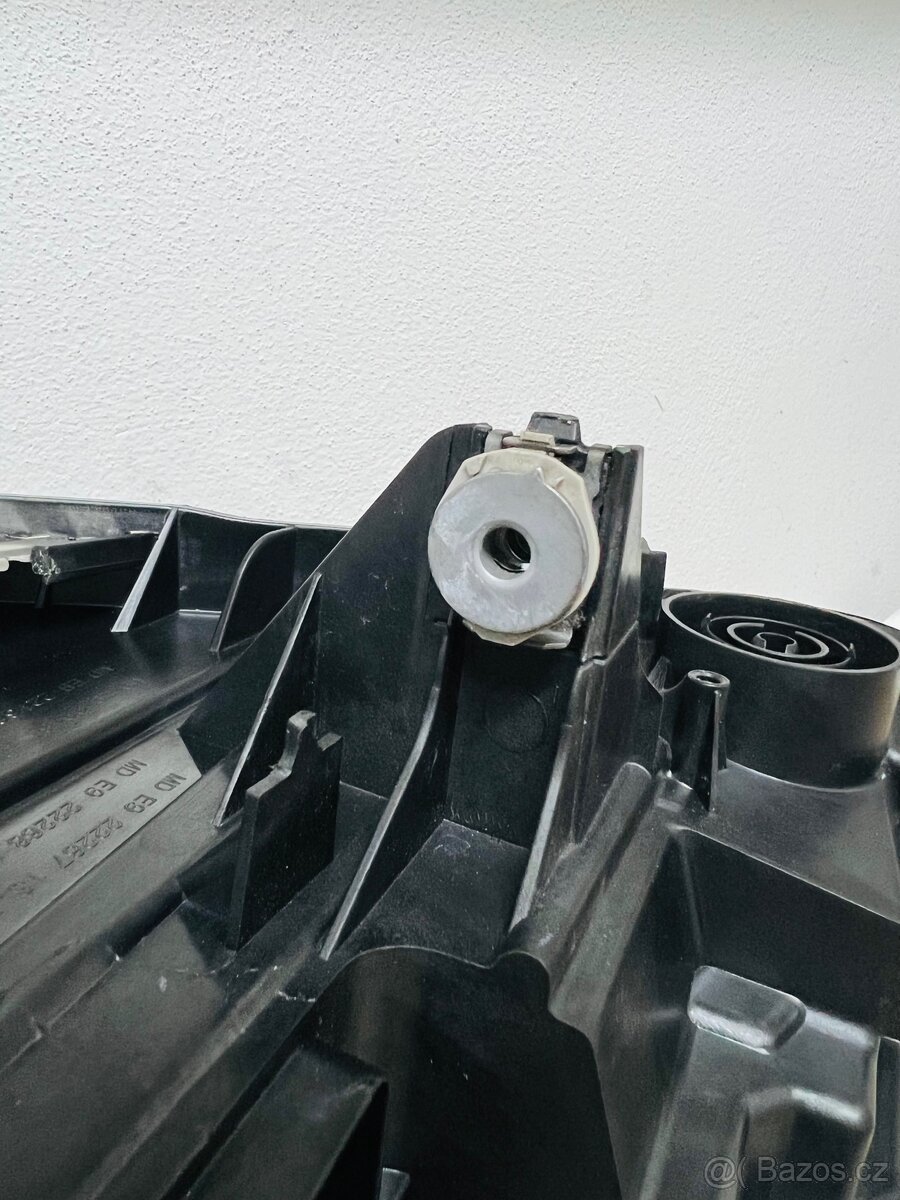 BMW F40 Full led světlo - 4