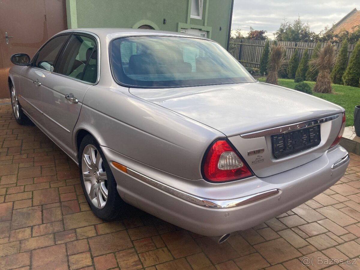 Jaguar Xj8 4.2 219kw r.v-2005 - 4