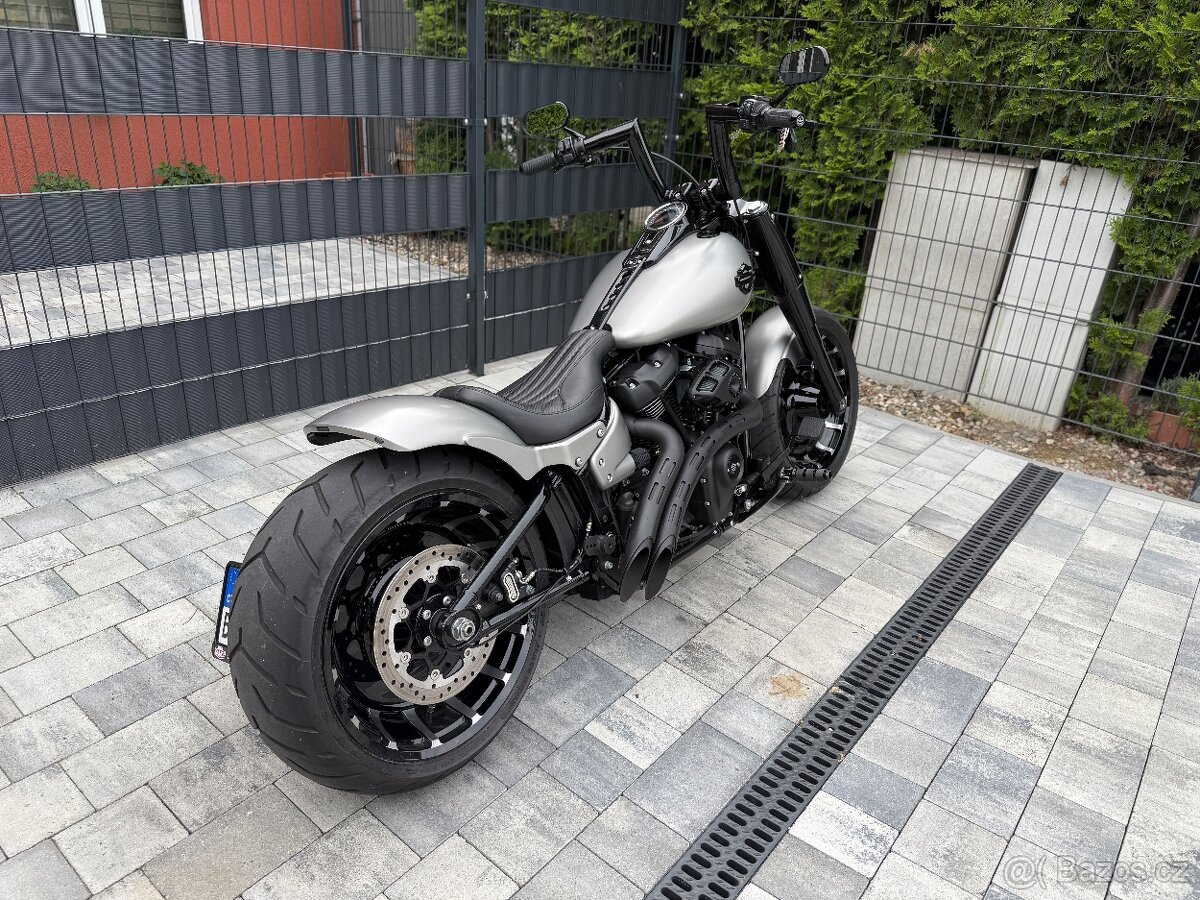 HARLEY DAVIDSON SOFTAIL FAT BOY CUSTOM - 4