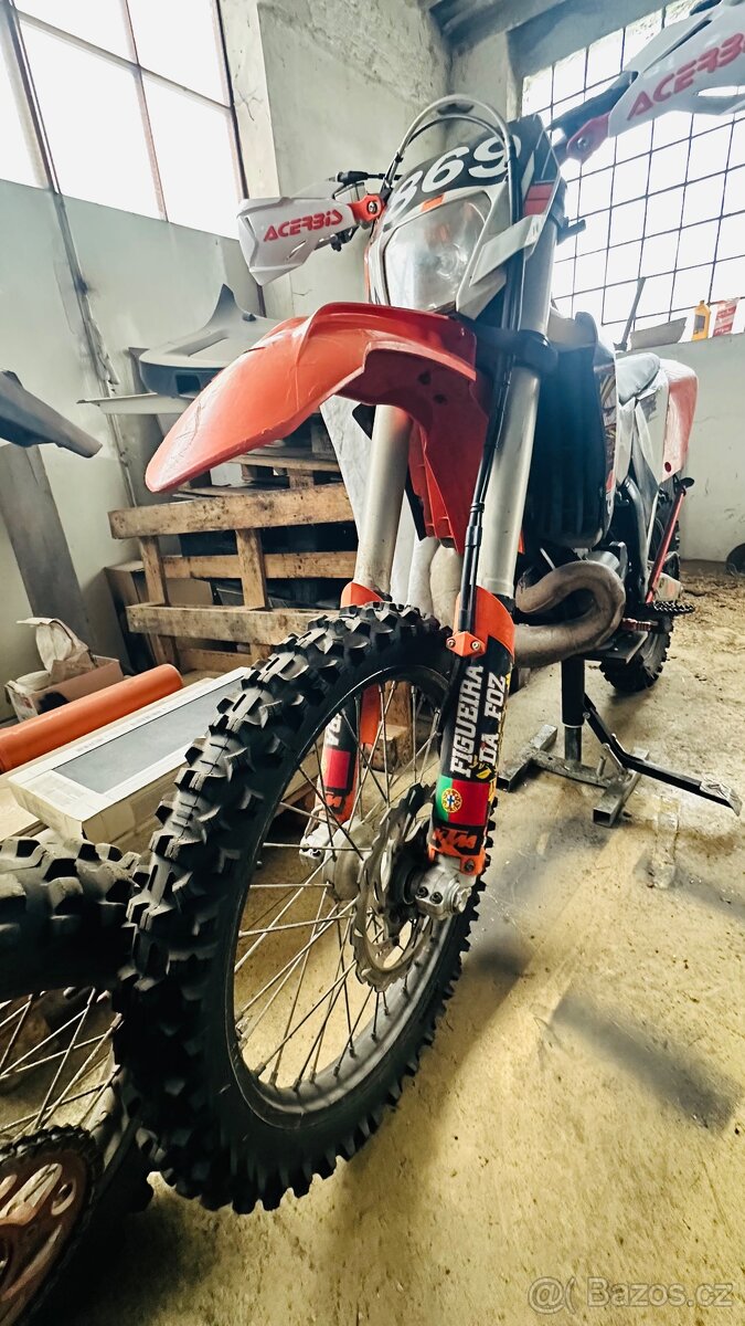 Prodám KTM 300 EXC, rok 2009 - 4