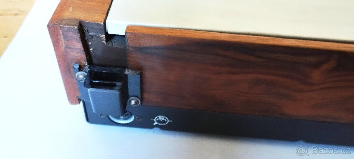 TESLA NC 440 korpus včetně spodního krytu - 4