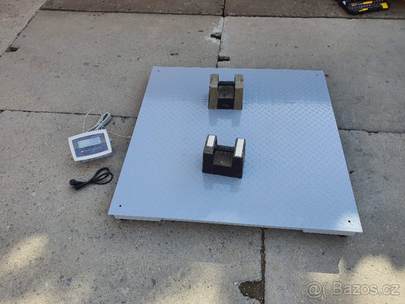Plošinová váha do 3 000 kg, rozměr 120x120 cm - 4