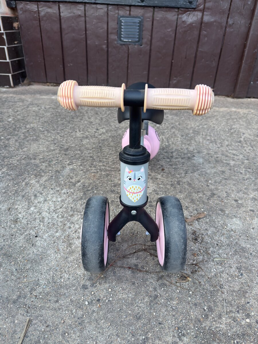 Odrážedlo Kinderkraft Cutie pro nejmenší - 4