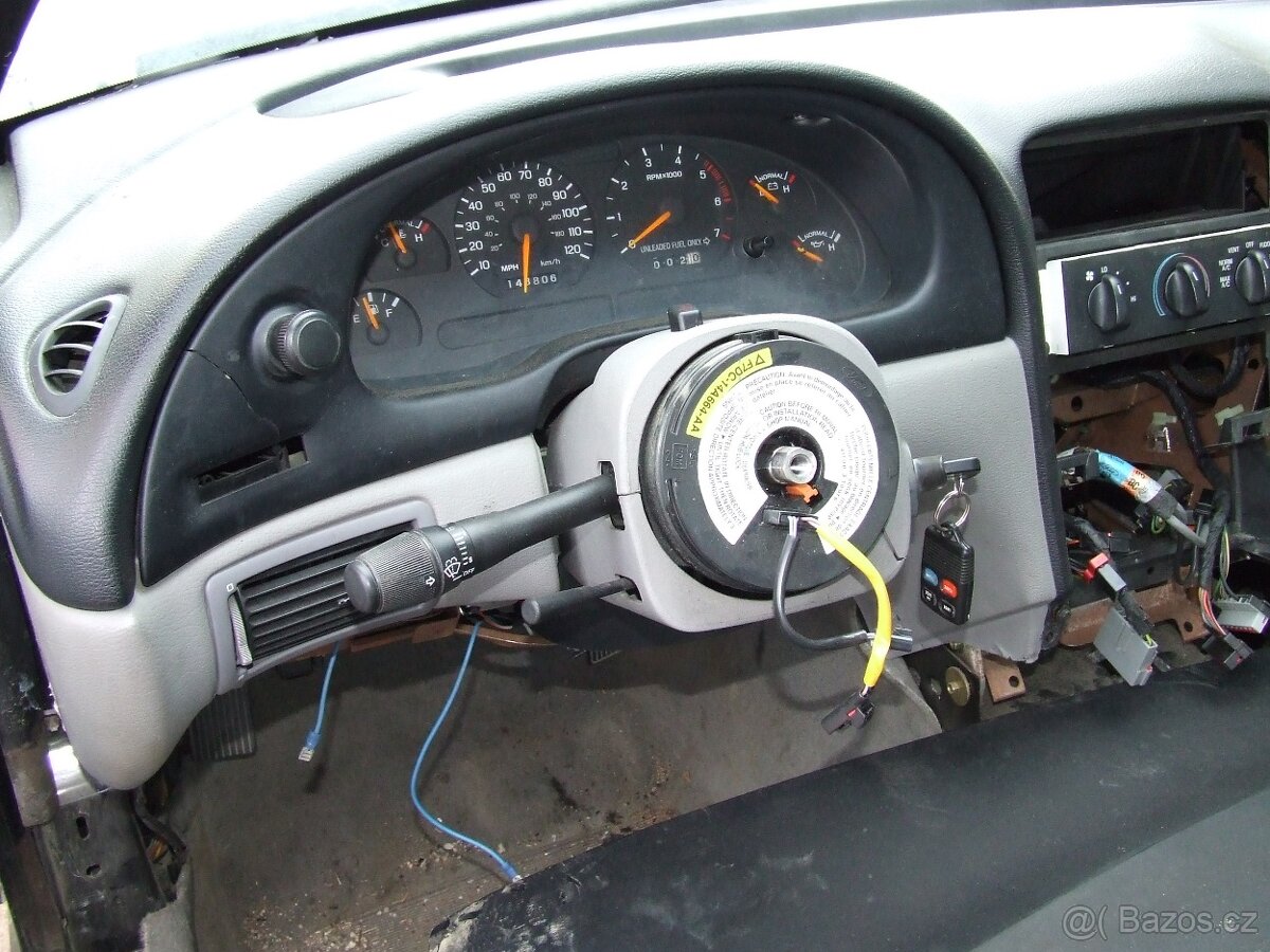 Prodám na Mustang SN95 Pár dílů - 4