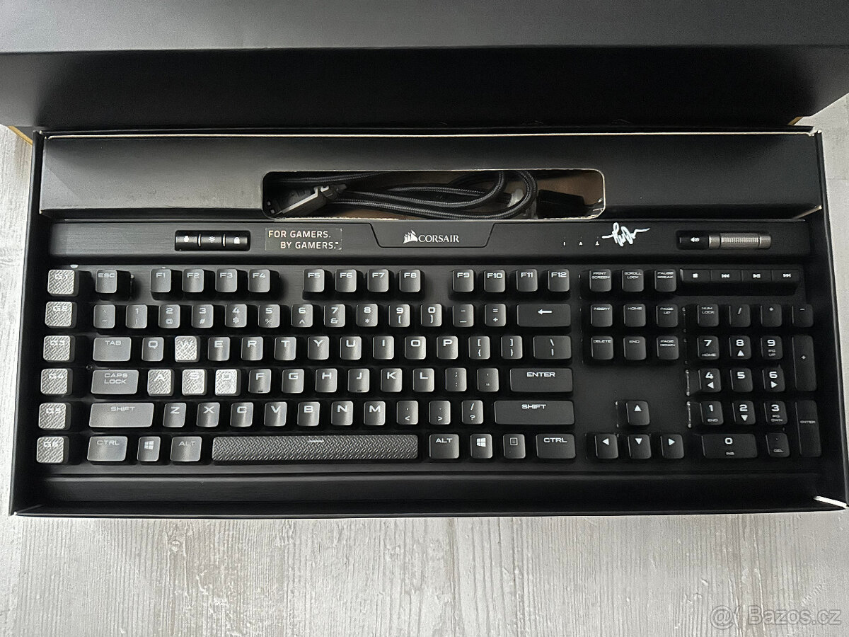 TOP herní mechanická klávesnice Corsair K95 Platinum RGB - 4