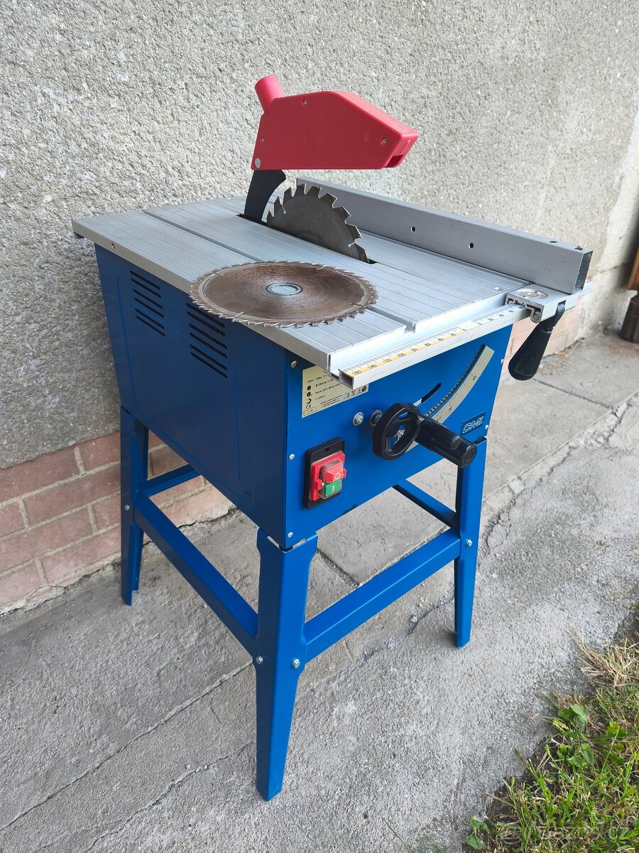 Prodám stolní kotoučovou pilu CMI RTS 250 -HLINÍKOVÝ STŮL. - 4