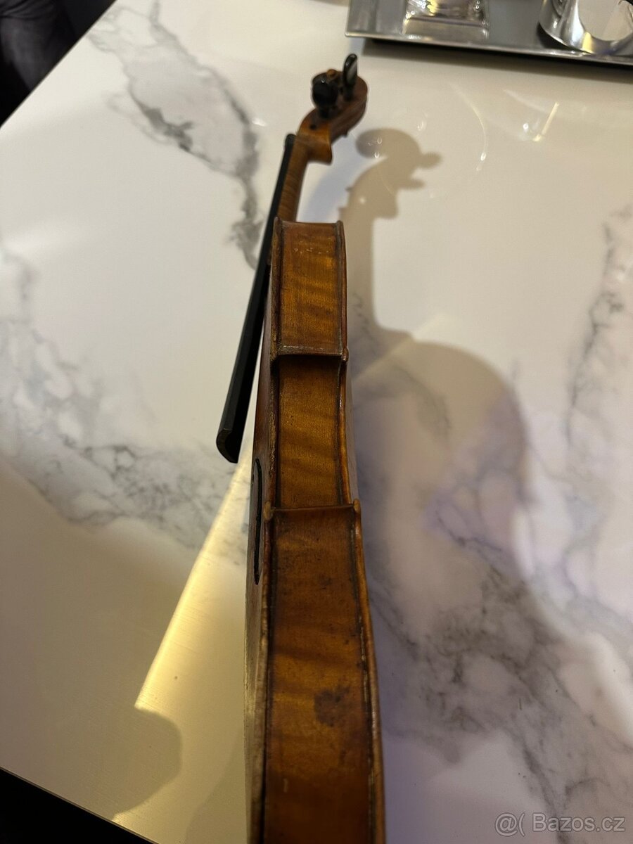 Staré housle - 4