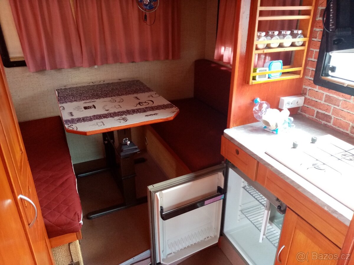 Obytný Automobil - 4
