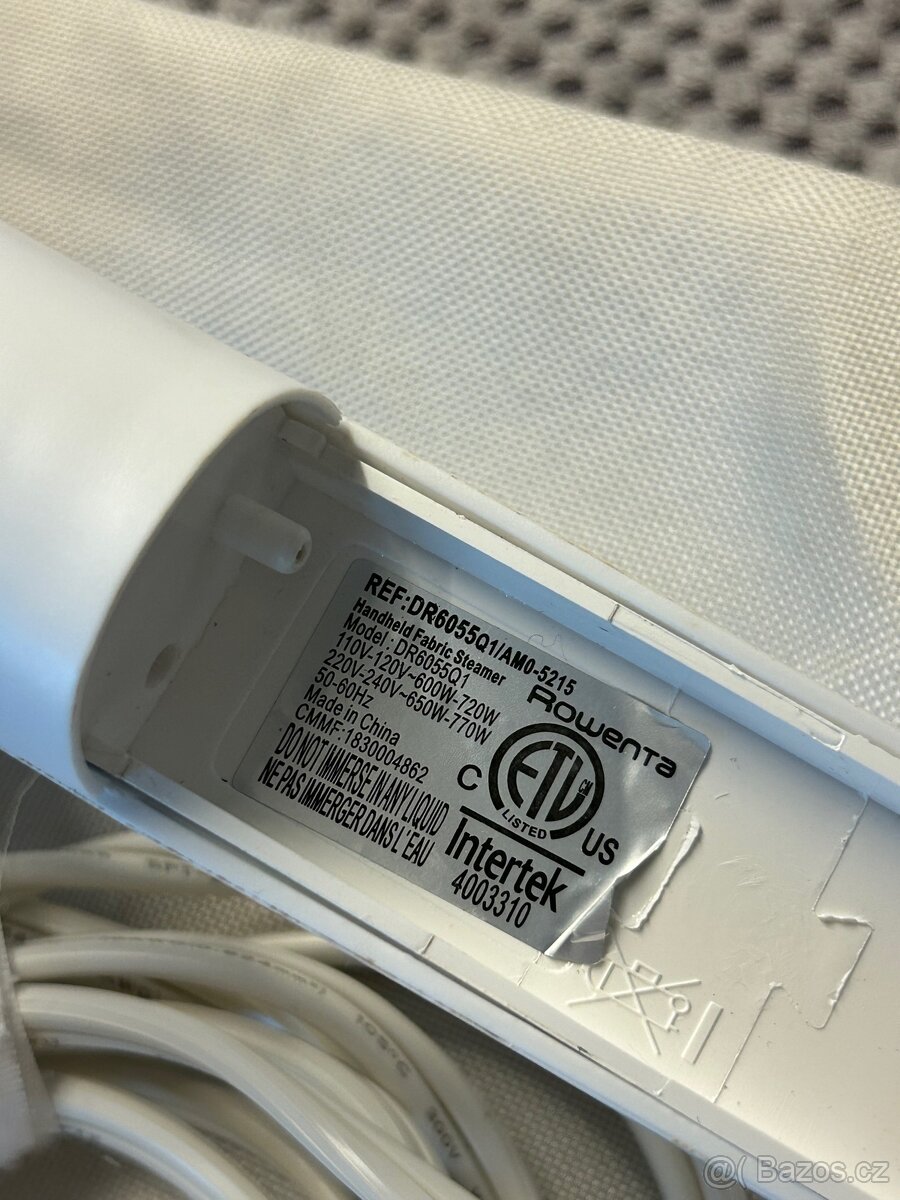 Napařovač oděvů Rowenta. - 4