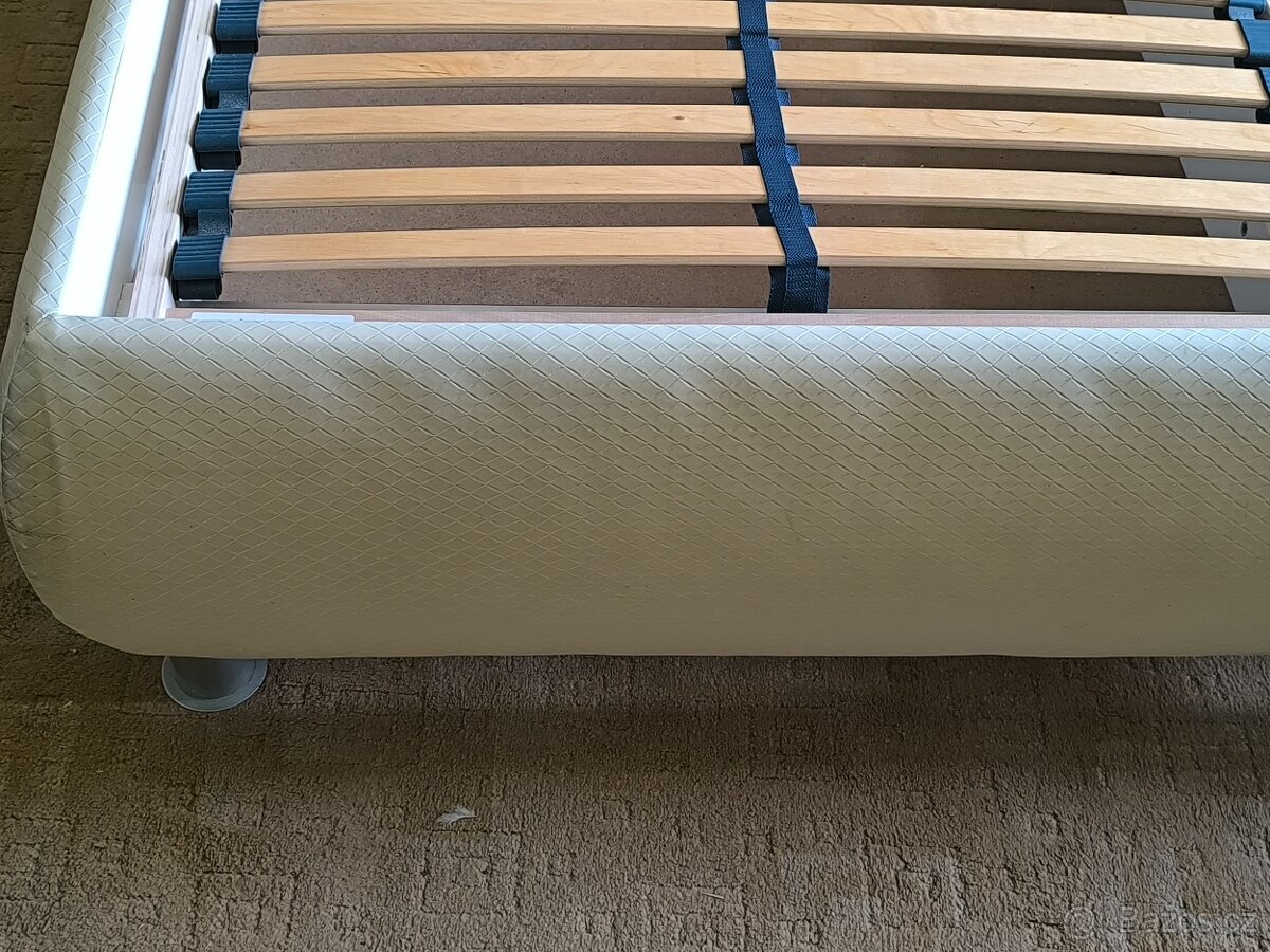 Manželská postel - 4