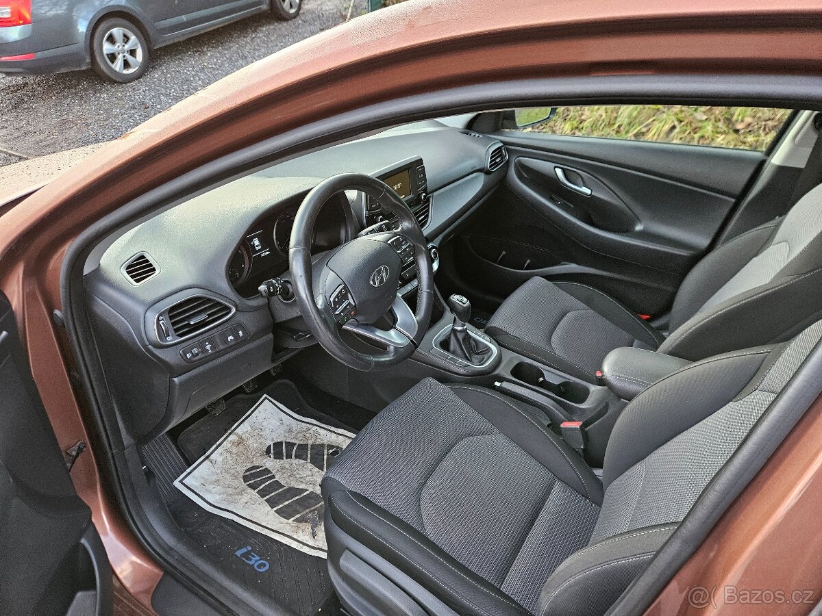 Prodám Hyundai i 30 combi 1.6CRDI 2017 motor D4FB, DPF - 4