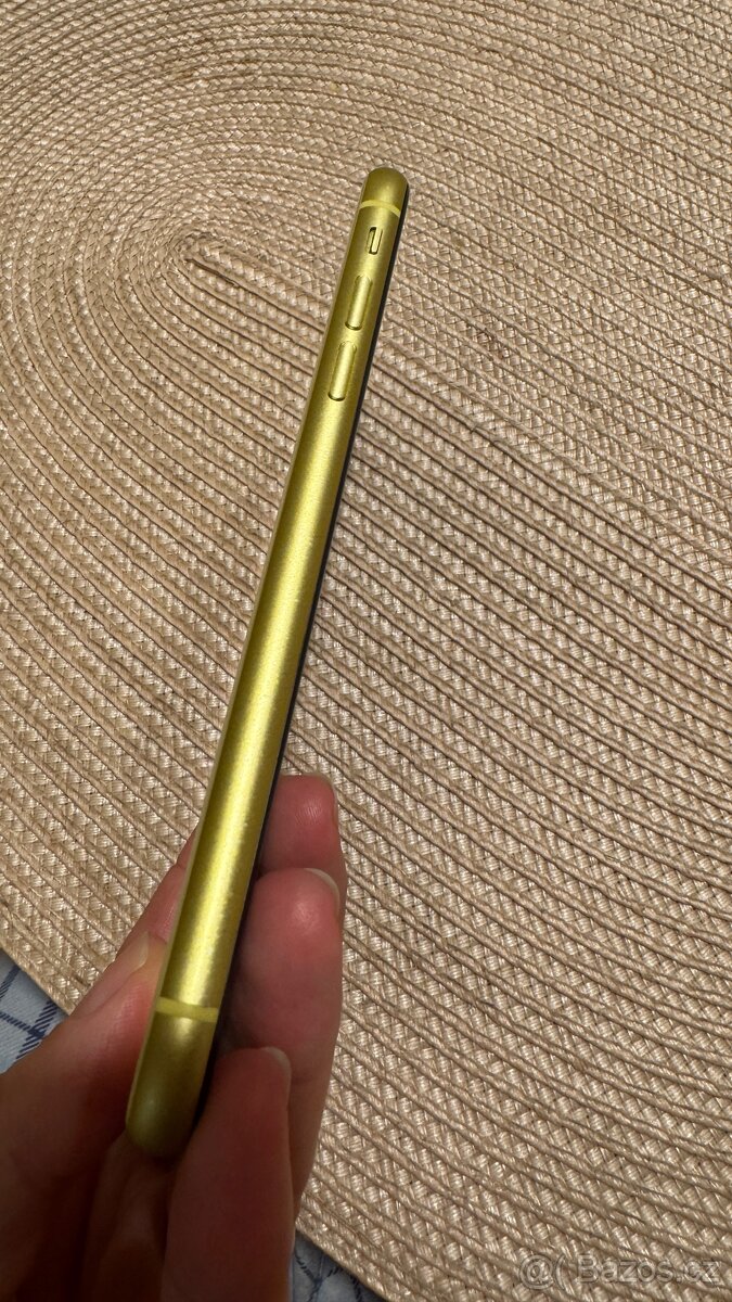 IPhone 11 128gb žlutý, top stav - 4