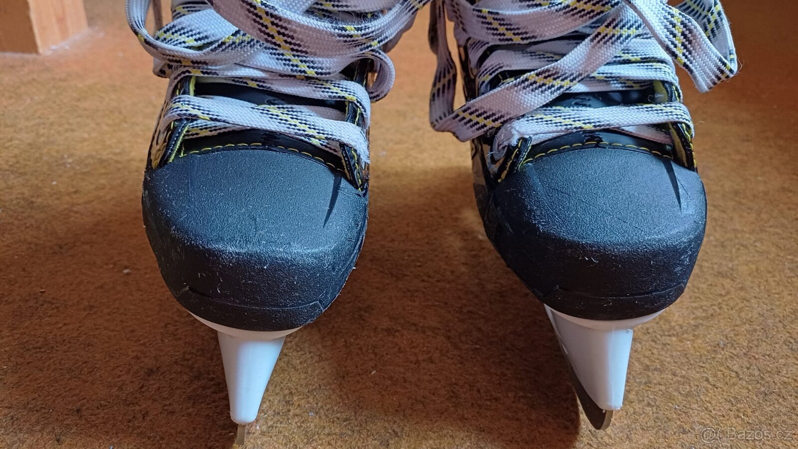 Brusle CCM AS-560 Junior dvojvelikost 32,5 / 33,5 - 4