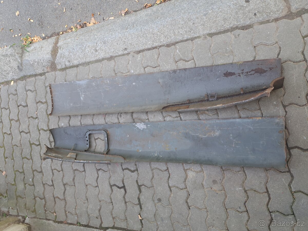 Horní části zadních blatníků Škoda Felicia Octavia Spartak - 4