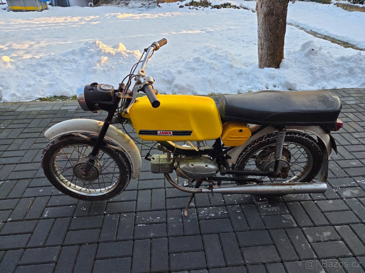 Jawa 23 Mustang bez TP, žlutý, 3. - 4