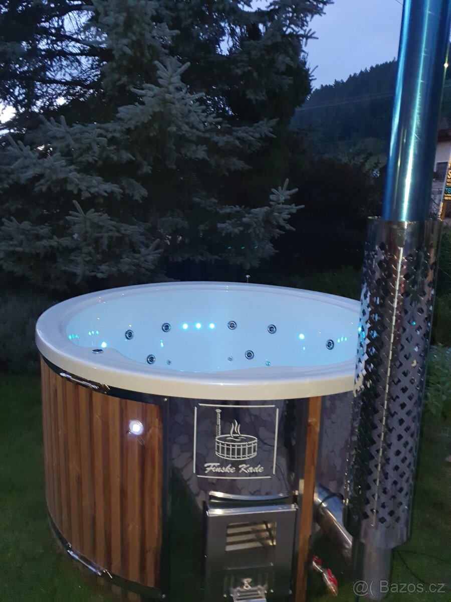 Kulatá akrylátová vířivka ECO PLUS - 4