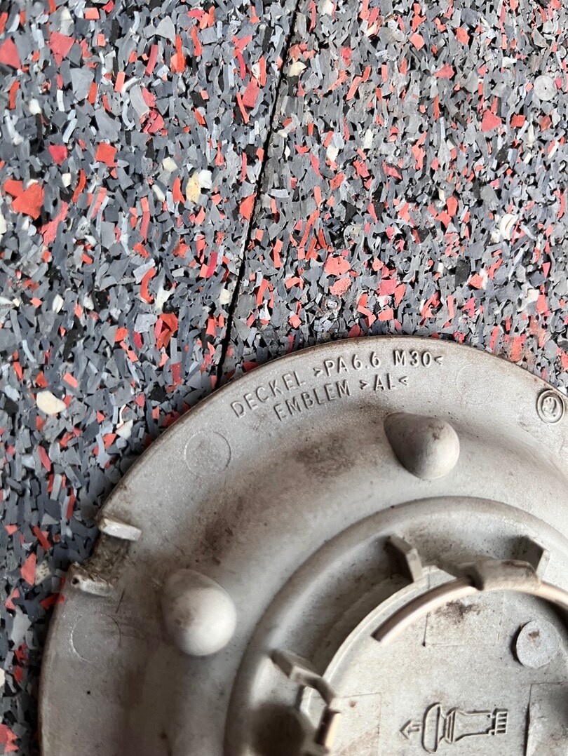 Středová krytka Škoda Octavia - 4