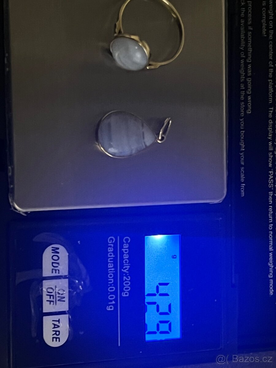 Zlatý prsten a přívěsek s chalcedonem - 4