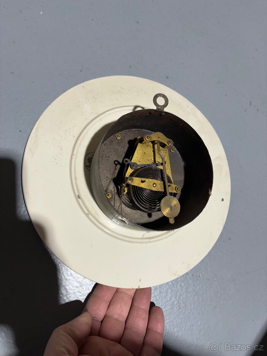 Staré porcelánové hodiny - 4