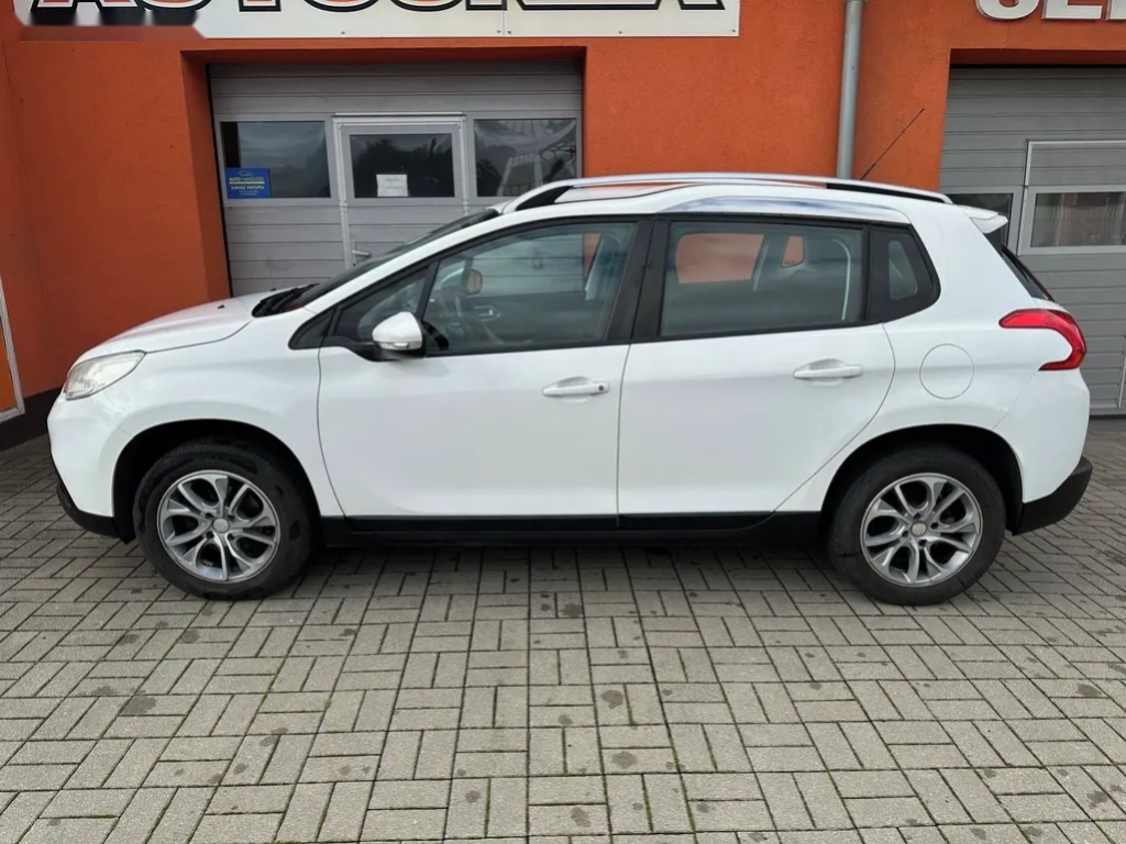 Peugeot 2008, 1.2 Puretech 60KW - 4