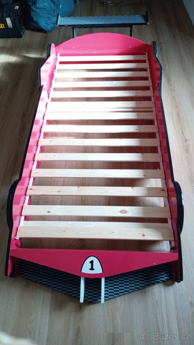 Postýlka Formule 1 - 4