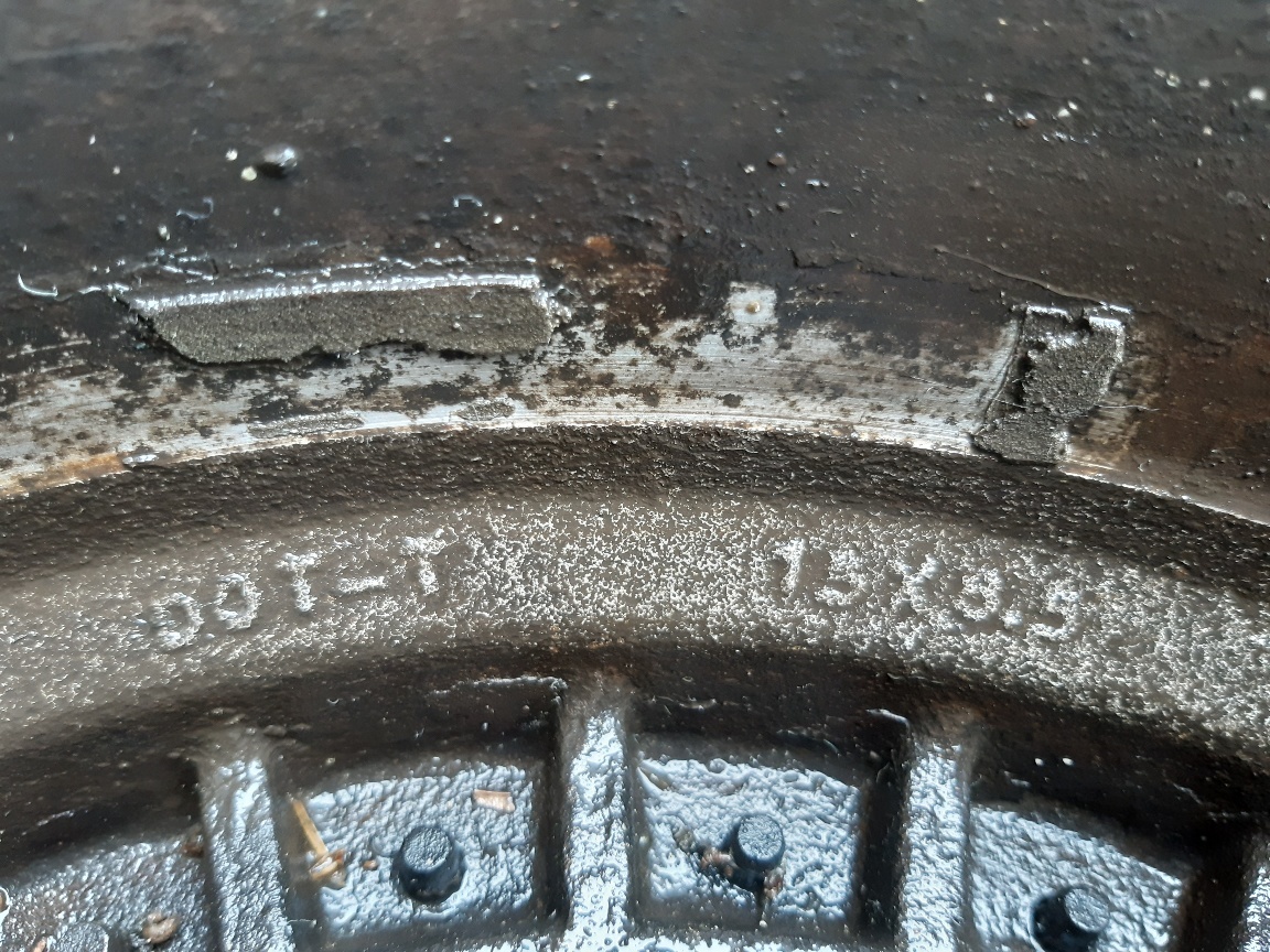 DISK NEBO DISK I S PNEU NA FORD F-150 r.v.1983