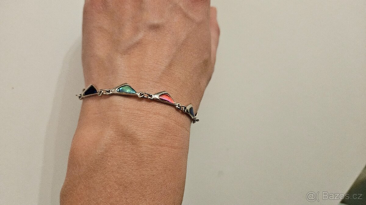 Náramek s perleťovými kamínky - 4