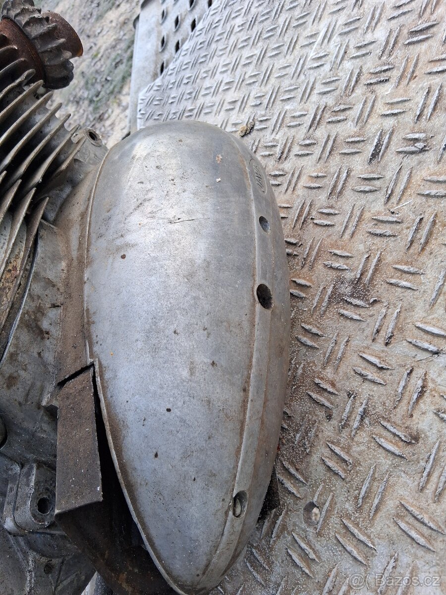 Jawa 250 kyvacka 353 motor - 4