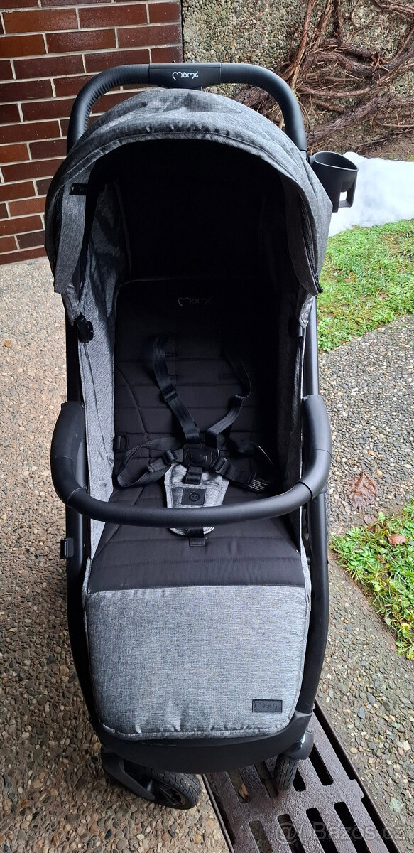 Sportovní kočárek Momi Miya EVA šedý - 4