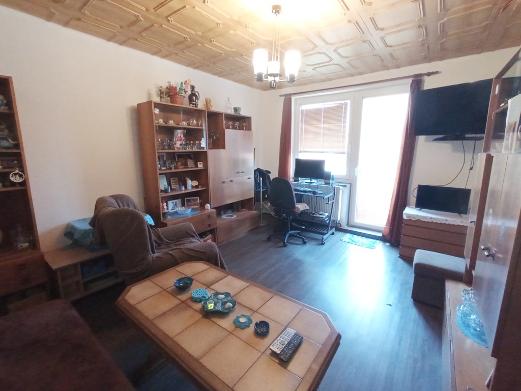 Byt 3+1 se zahradou a parkovacím stáním, Samšina u Jičína - 4