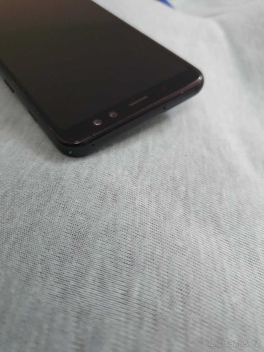 SAMSUNG Galaxy A8 (2018) (A530F), Dual SIM Black - 4